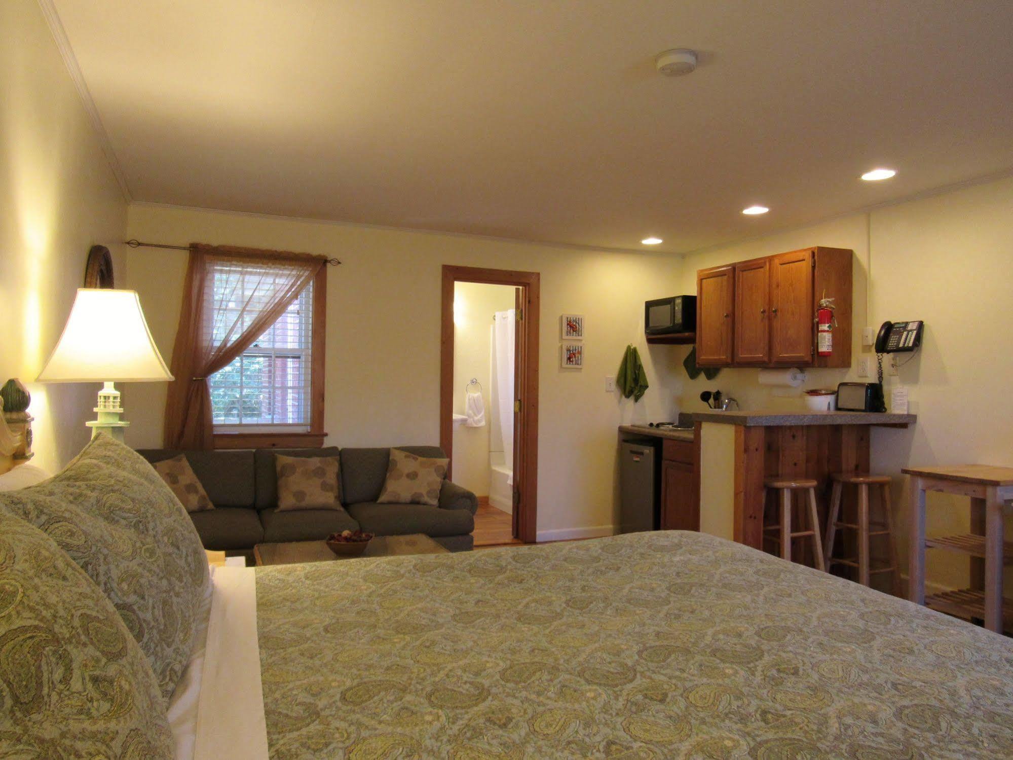 Cape Pines Motel Μπάξτον Εξωτερικό φωτογραφία